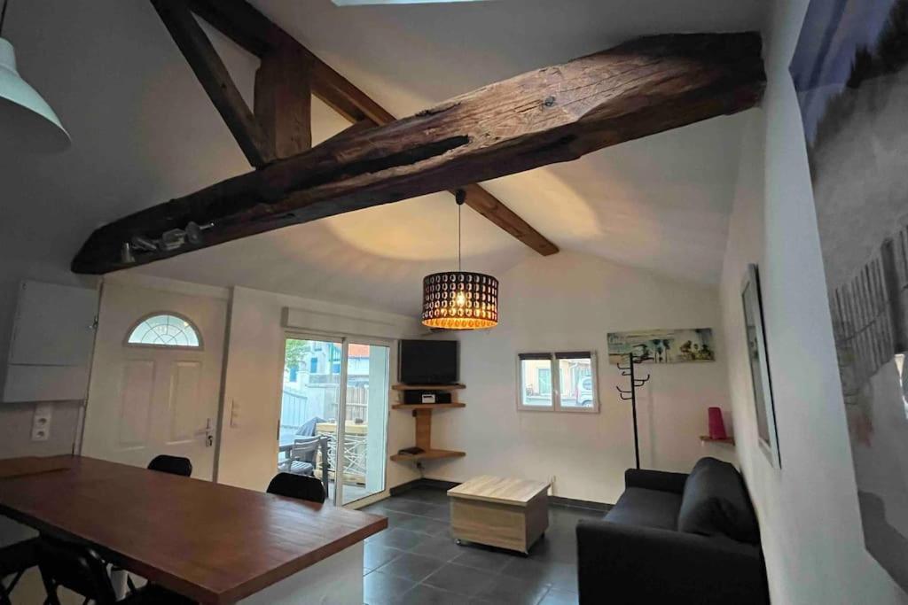Charmante Maisonette A 3,5km De L'ocean, En Coeur De Holiday home *