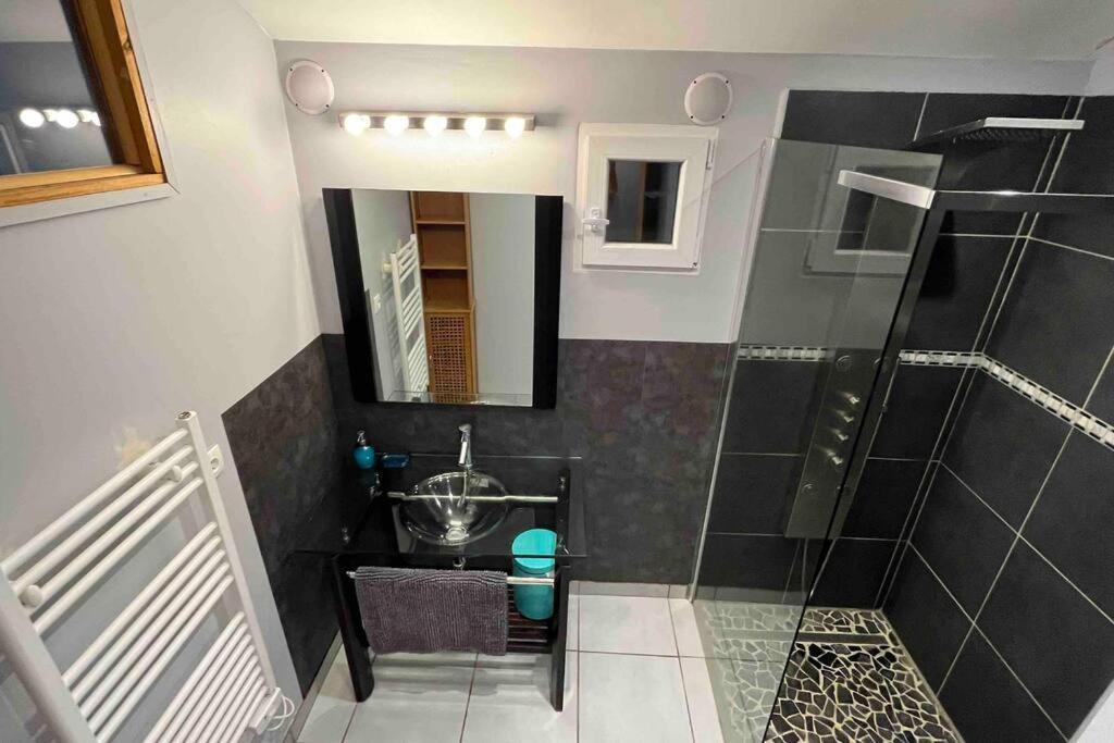 Holiday home Charmante Maisonette A 3,5km De L'ocean, En Coeur De *